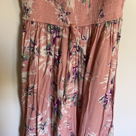 Off the shoulder flowy midi - Picture 3 of 4